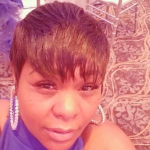 Meet your Posher, Shaneka